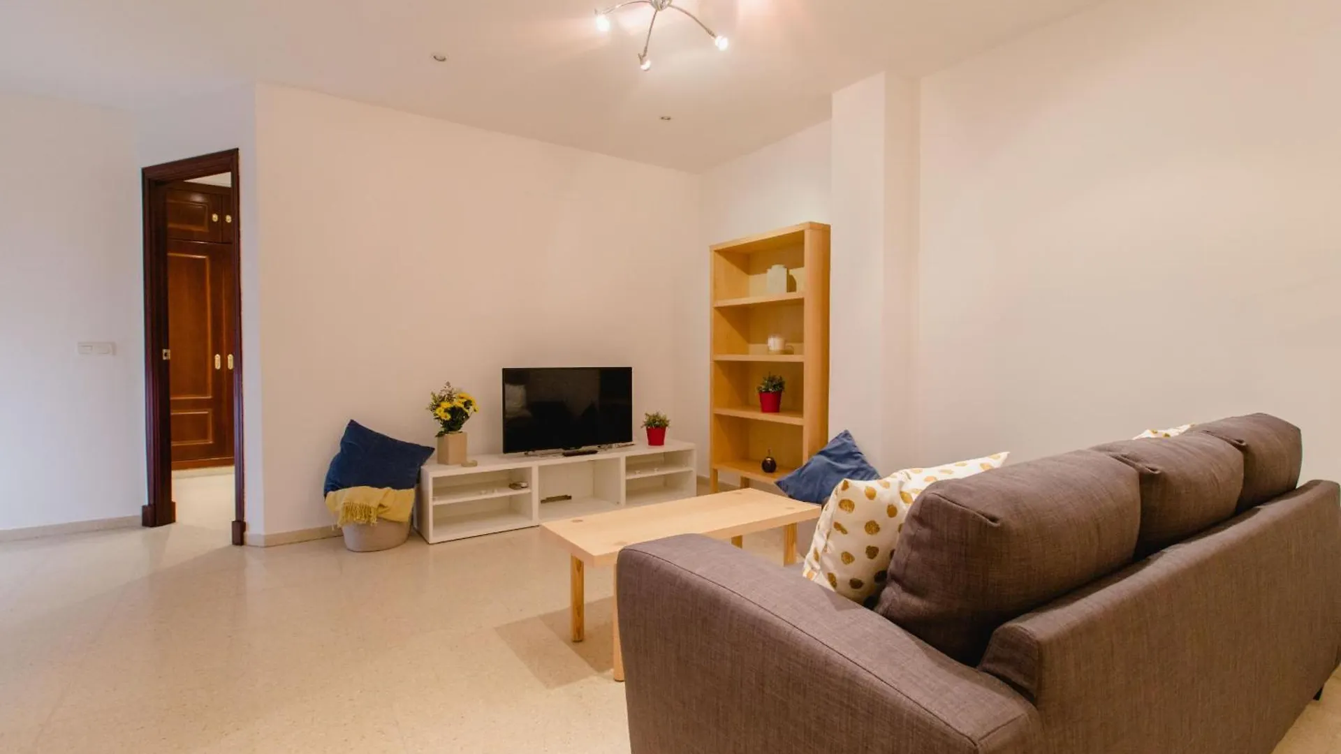 公寓 Apartamento El Patio De Canovas 加的斯