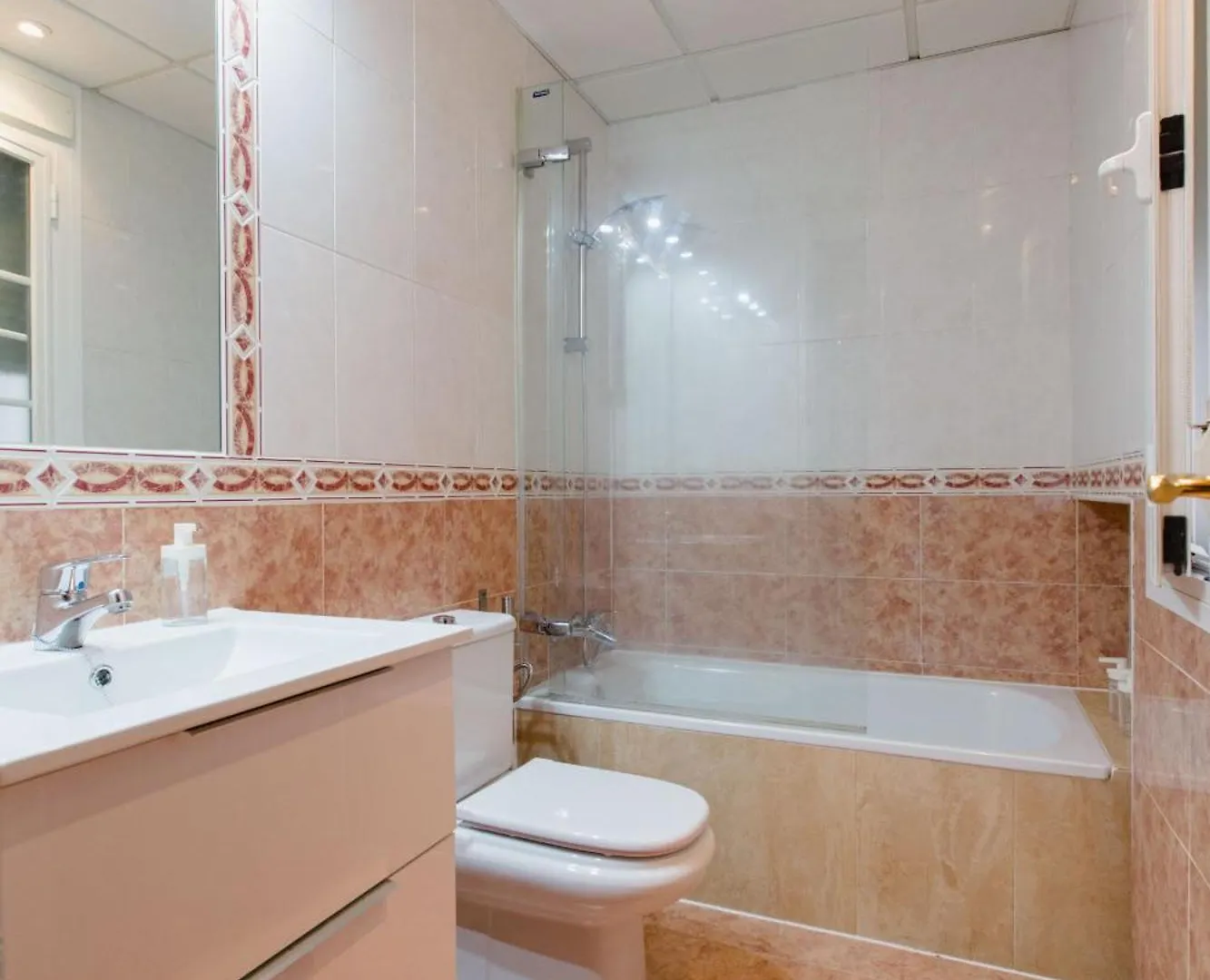 Apartamento El Patio De Canovas Cadiz 0*,